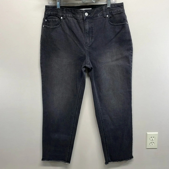 NWOT Cato C Est. 1946 Hi Rise Denim Jeans Black Raw Hem 12 - Picture 1 of 16
